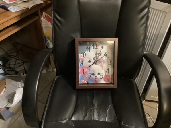 Kitty Rose Clock